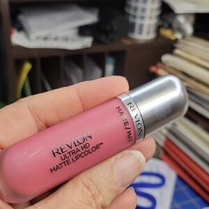 Revlon Ultra HD Matte Lipcolor 59ml Pink New